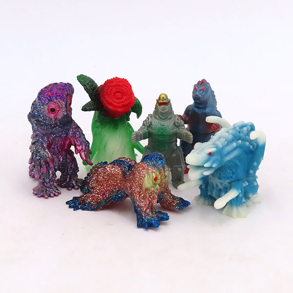 Medium Capsule Toys